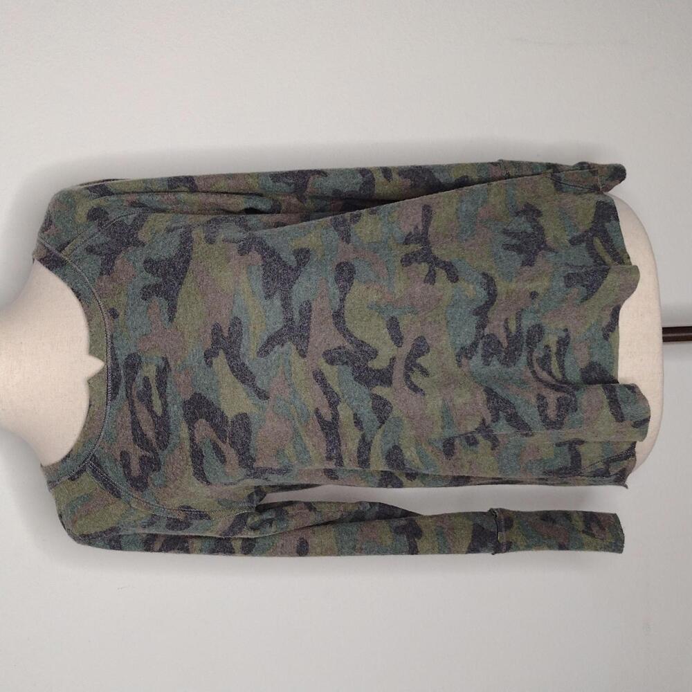 NWT Michael Stars Women's Army Camo/Madison Brushed LS Shirt Size XSP